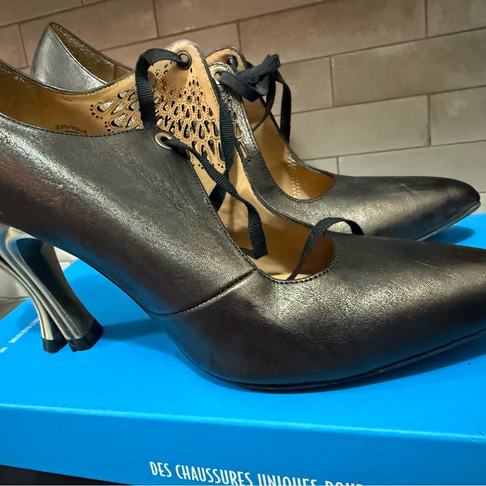 John Fluevog Black Leather Heels with Cutout Design